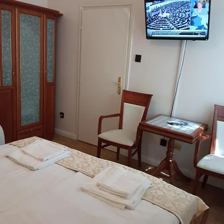Orgona Lägenhetshotell 3*